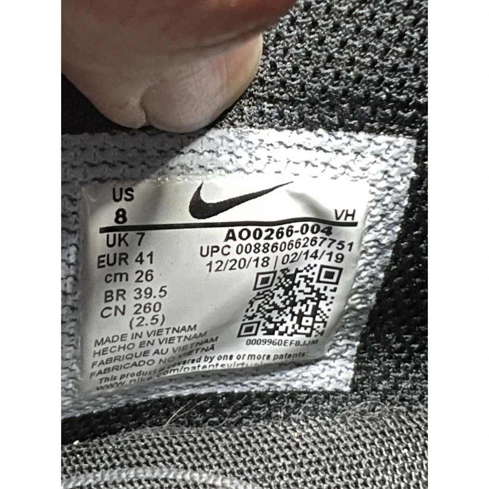 Nike Air Max Motion 2 AO0266-004 Mens US 8 Running Shoes Black Athletic Sneakers